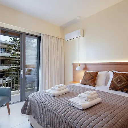 7 Luxury Apartment *